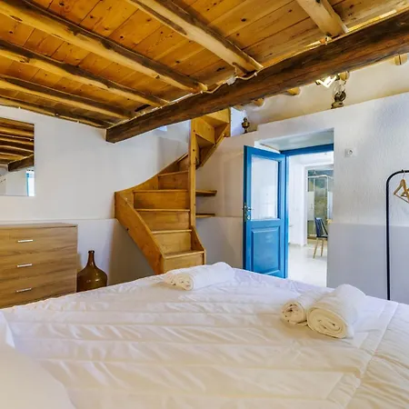 Anatoli Peak Skopelos stad