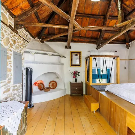 Anatoli Peak Skopelos stad